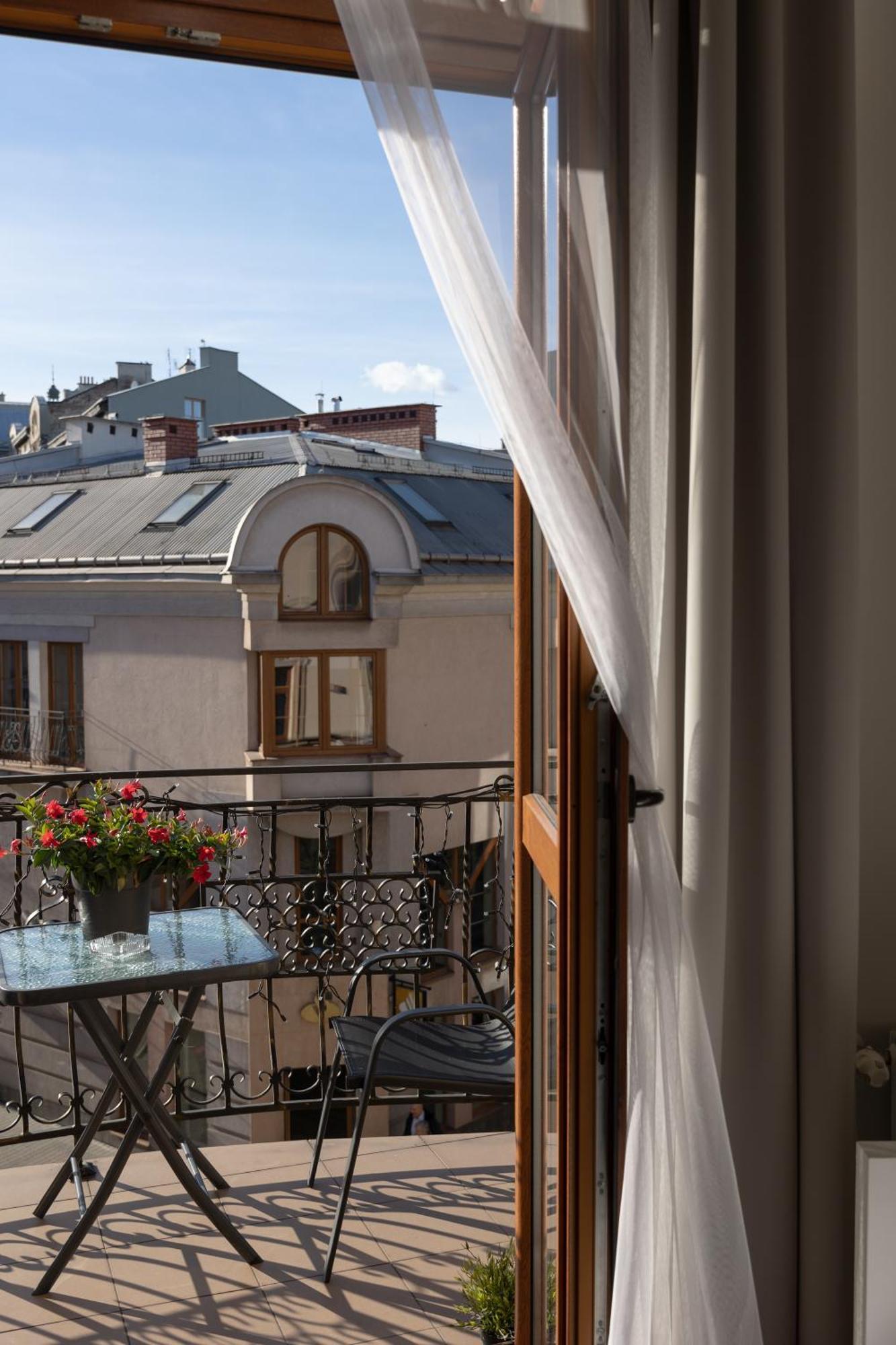 Apartamenty Przemyśl Exteriör bild