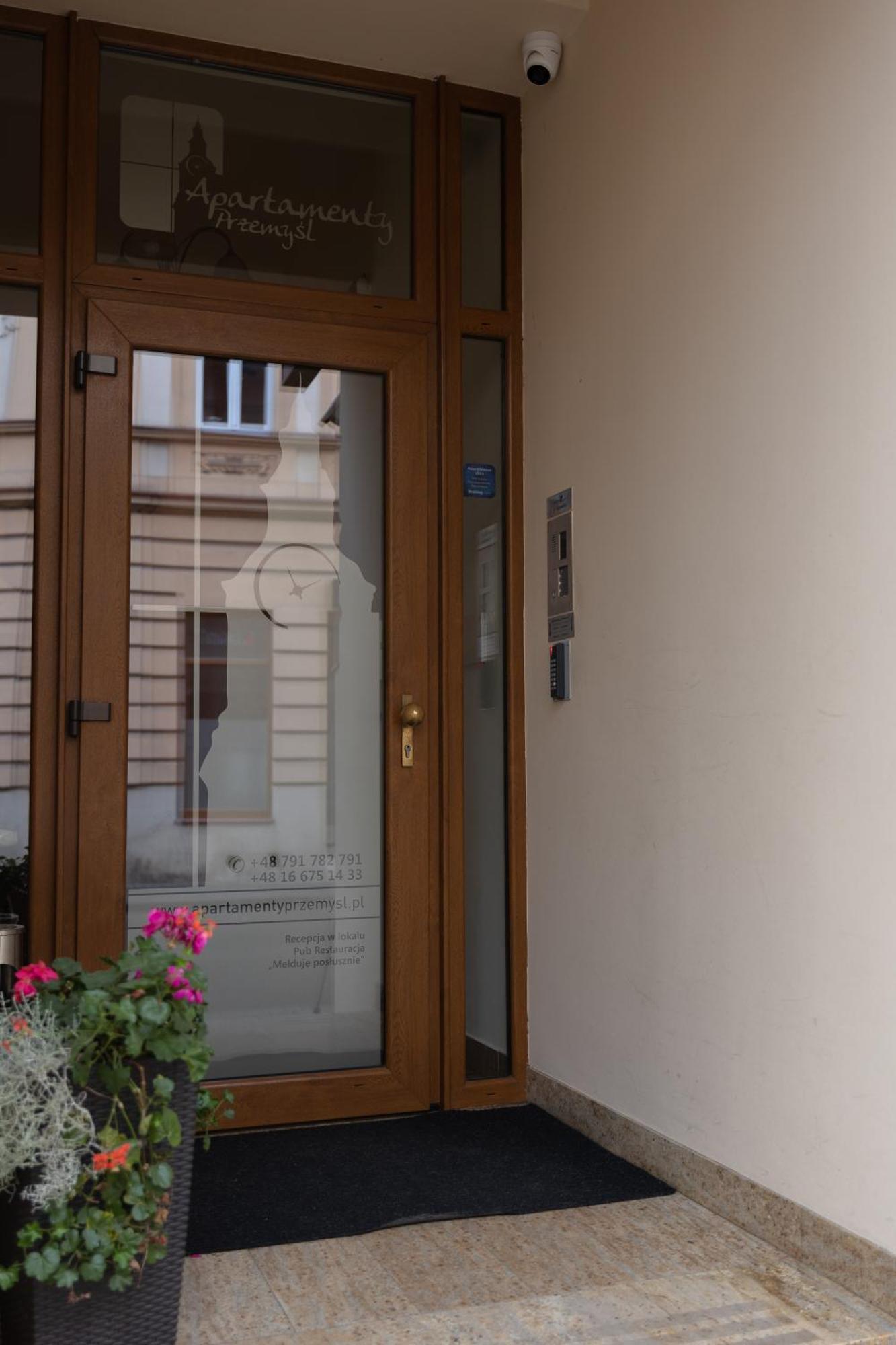 Apartamenty Przemyśl Exteriör bild