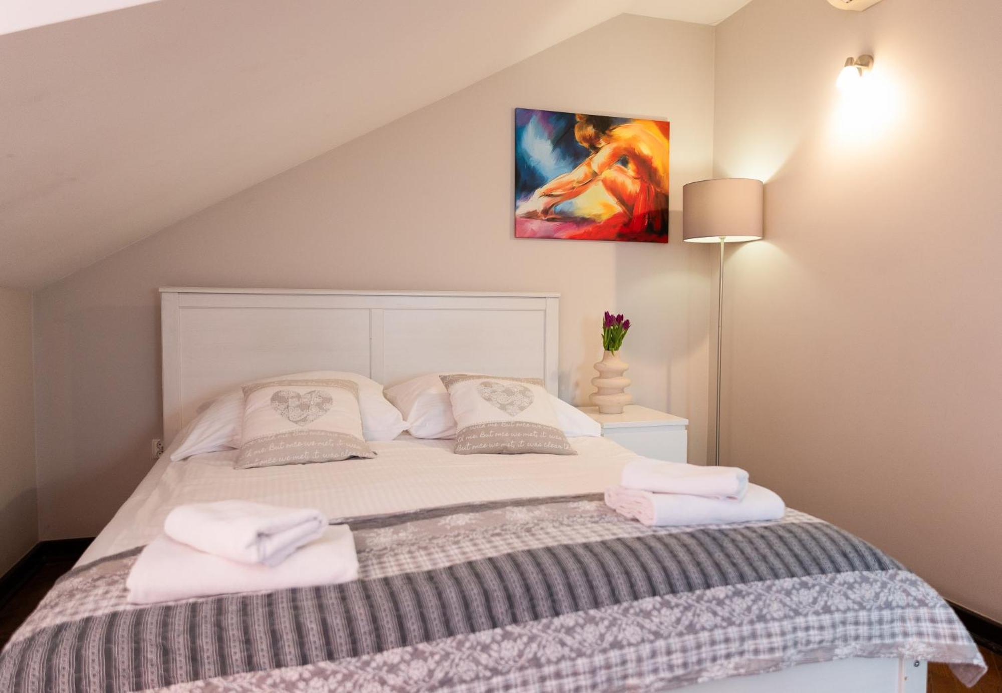 Apartamenty Przemyśl Exteriör bild