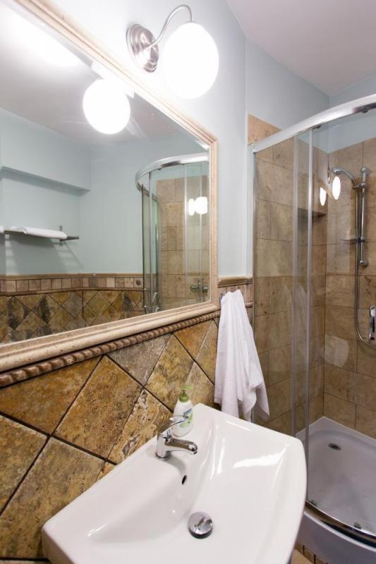 Apartamenty Przemyśl Exteriör bild